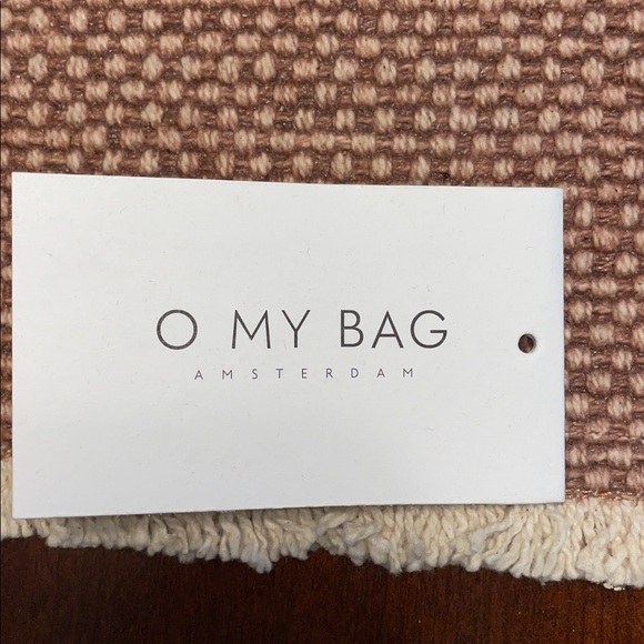 O MY BAG AMSTERDAM
Laura’s Purse
Cognac Classic - Picture 4 of 6